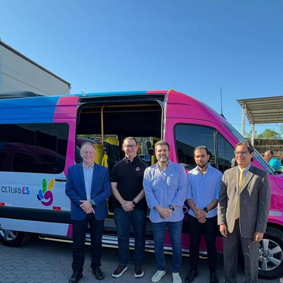 Entrega da Sprinter para o Projeto Transcol + Acessível